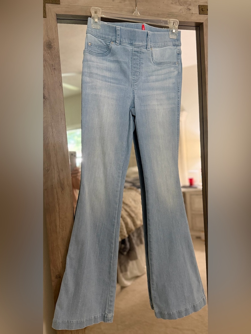 Light Wash Women's Flare Jeans - Brand:Spanx